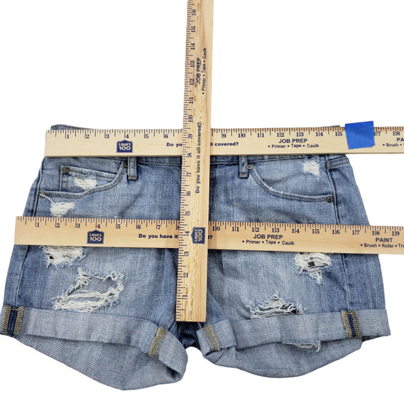 Articles of Society Jean Short 24 Women Light Blue Faded Distress Raw Rolled Hem - Picture 3 of 12